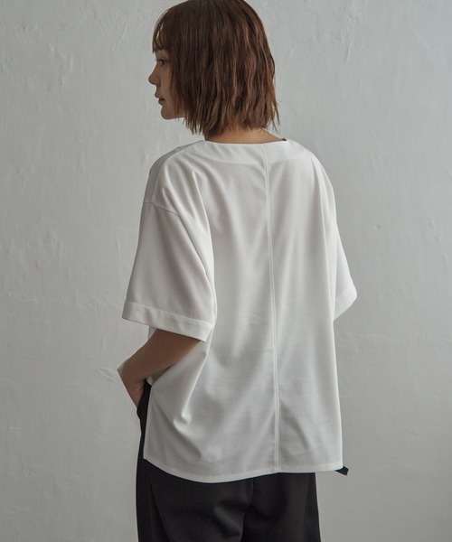 notch.(ノッチ)の「カットジョーゼットキーネックT(Tシャツ/カットソー・レディース・オフホワイト/ブラック・M)」の7枚目の写真