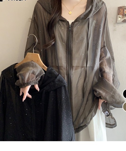 witch（ウイッチ）の「シアーパーカーuvカットゆったりキラキラとした透け感素材（パーカー・レディース・ブラック/ブラウン/ロイヤルブルー/レッド/パープル・FREE）」の20枚目の写真