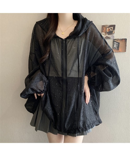 witch（ウイッチ）の「シアーパーカーuvカットゆったりキラキラとした透け感素材（パーカー・レディース・ブラック/ブラウン/ロイヤルブルー/レッド/パープル・FREE）」の10枚目の写真