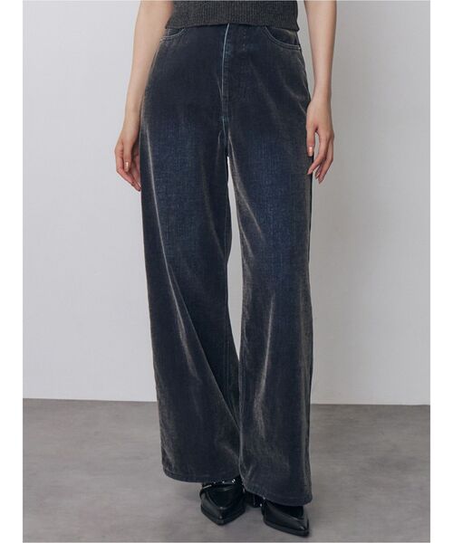 MURUA（ムルーア）の「【セットアップ対応】カラーモールデニムパンツ　秋服（デニムパンツ・レディース・パープル/ボルドー/カーキ/ブルー・1/2）」の2枚目の写真