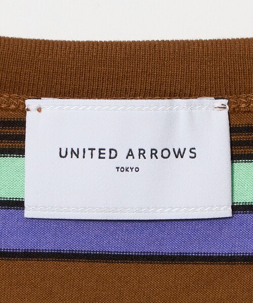 UNITED ARROWS（ユナイテッドアローズ）の「マルチボーダー ハーフスリーブ Tシャツ（Tシャツ/カットソー・レディース・オフホワイト/ダークブラウン・FREE）」の4枚目の写真