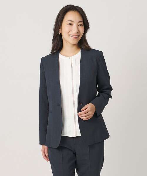 A DAY IN THE LIFE UNITED ARROWS（アデイインザライフユナイテッドアローズ）の「ドビー Vネックジャケット ‐セットアップ対応・マシンウォッシャブル‐＜A DAY IN THE LIFE＞（Tシャツ/カットソー・レディース・モカ/ダークグレー/ネイビー・36/40/38）」の4枚目の写真