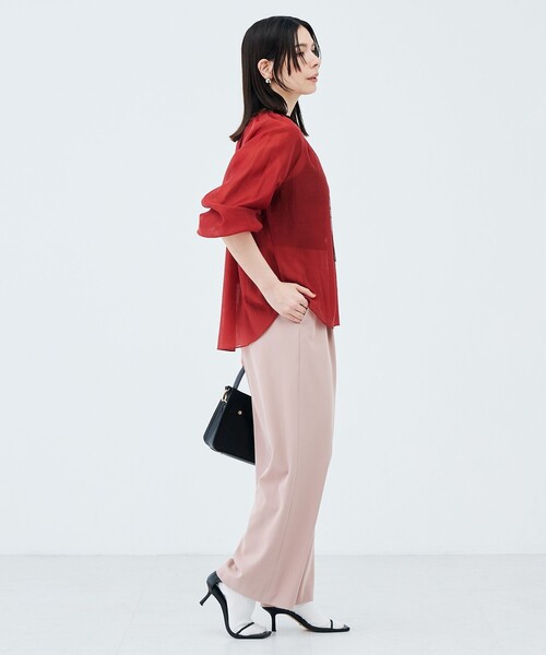 NOLLEY’S(ノーリーズ)の「ウォッシャブルシアーギャザーネックブラウス(シャツ/ブラウス・レディース・レッド/ダークブラウン・38)」の16枚目の写真