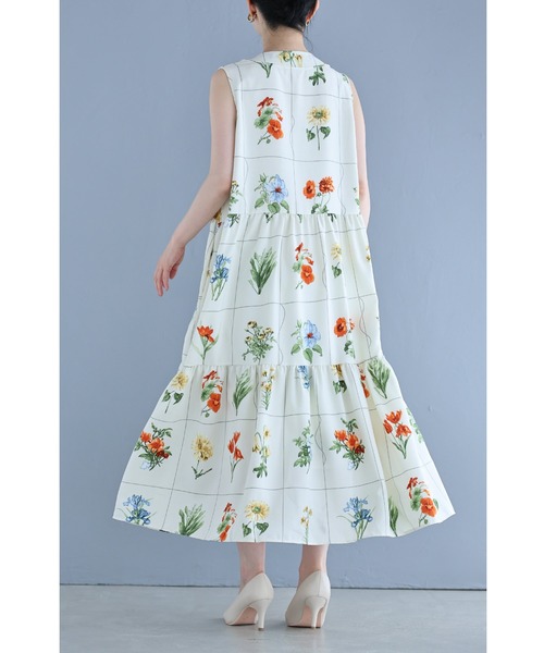 cawaii(カワイイ)の「心ときめく花図鑑ロングワンピース(紐ベルト付き)(ワンピース・レディース・ブラック/アイボリー・FREE)」の10枚目の写真