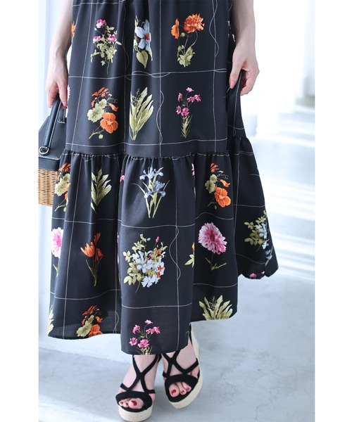 cawaii(カワイイ)の「心ときめく花図鑑ロングワンピース(紐ベルト付き)(ワンピース・レディース・ブラック/アイボリー・FREE)」の15枚目の写真