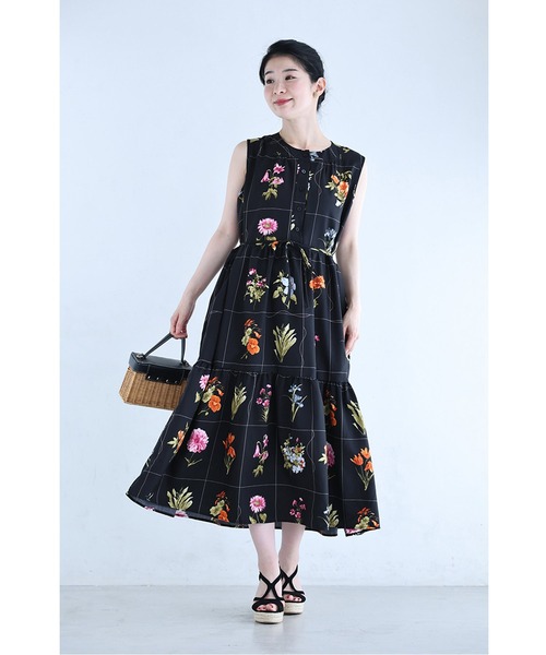 cawaii(カワイイ)の「心ときめく花図鑑ロングワンピース(紐ベルト付き)(ワンピース・レディース・ブラック/アイボリー・FREE)」の17枚目の写真