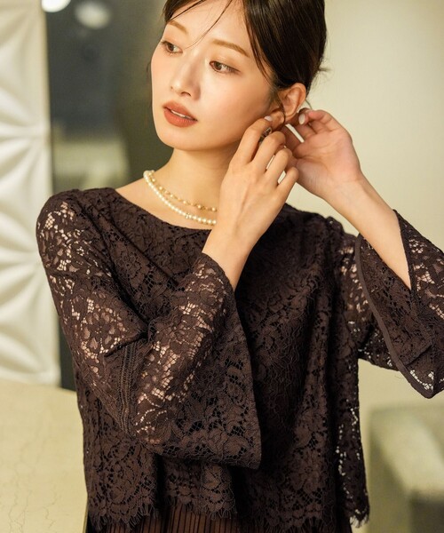 ANY SIS(エニィスィス)の「【Lily Calin】レース×プリーツコンビ ドレス(ドレス・レディース・ネイビー系/ダークブラウン系・LARGE/SMALL/MEDIUM)」の15枚目の写真