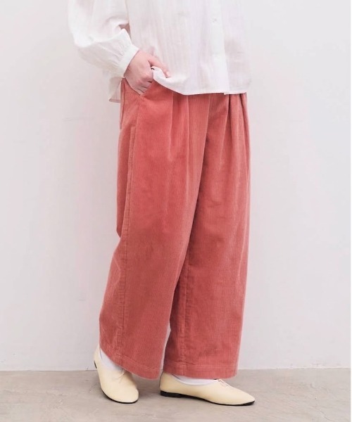 l'atelier du savon(アトリエドサボン)の「9Wコーデュロイ 後ろゴムパンツ(その他パンツ・レディース・アイボリー/ピンク/ダークブラウン・FREE)」の11枚目の写真