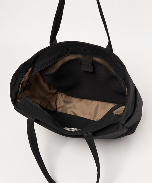 BEAUTY&YOUTH UNITED ARROWS（ビューティーアンドユースユナイテッドアローズ）の「小松マテーレ トート バッグ（トートバッグ・メンズ・ブラック・FREE）」の12枚目の写真