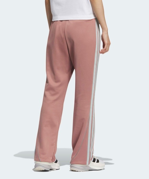 adidas(アディダス)の「STADIUM CHROME トラック パンツ / アディダス adidas(スウェットパンツ・レディース・レッド・XX-LARGE/LARGE/MEDIUM/SMALL/X-LARGE/X-SMALL)」の2枚目の写真
