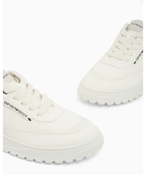 EMPORIO ARMANI（エンポリオアルマーニ）の「【エンポリオ アルマーニ】レースアップ ロートップ スニーカー マット仕上げ（スニーカー・メンズ・オフホワイト・8.5/6.5/7.5/8/7）」の7枚目の写真