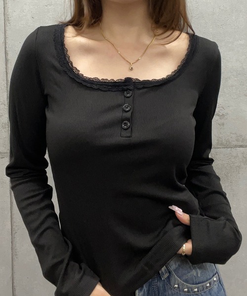 ROGER AND RAW(ロジャーアンドロウ)の「レーストリム ヘンリーネック長袖トップス(Tシャツ/カットソー・レディース・ブラウン/ライトブルー/ホワイト/ブラック・FREE)」の15枚目の写真