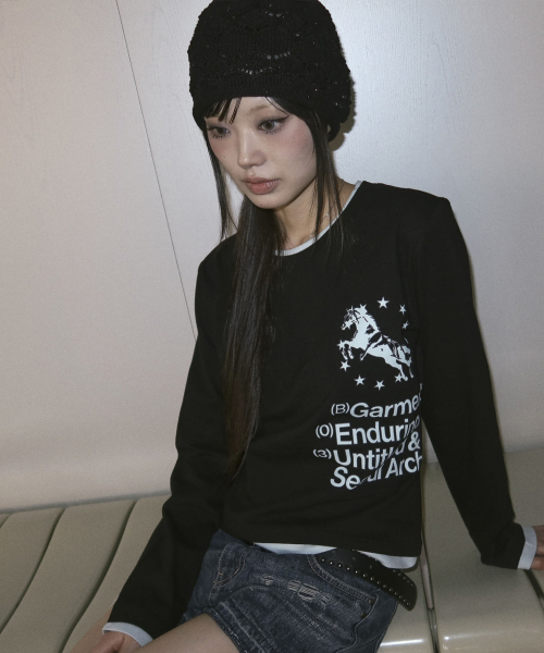 UNTITLED SEOUL(アンタイトル ソウル)の「ユニコーンタイポレイヤードロングスリーブブラック(Tシャツ/カットソー・レディース・その他・LARGE/MEDIUM/SMALL)」の1枚目の写真