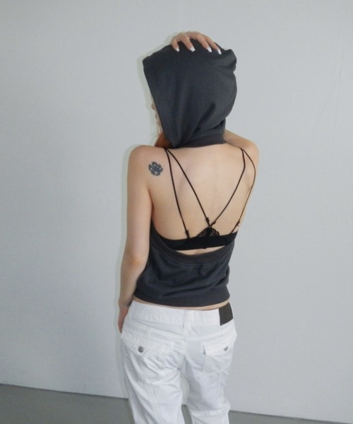 THEAIRTOWN（ジエアタウン）の「backless spotlight hz（パーカー・レディース・チャコール・FREE）」の13枚目の写真