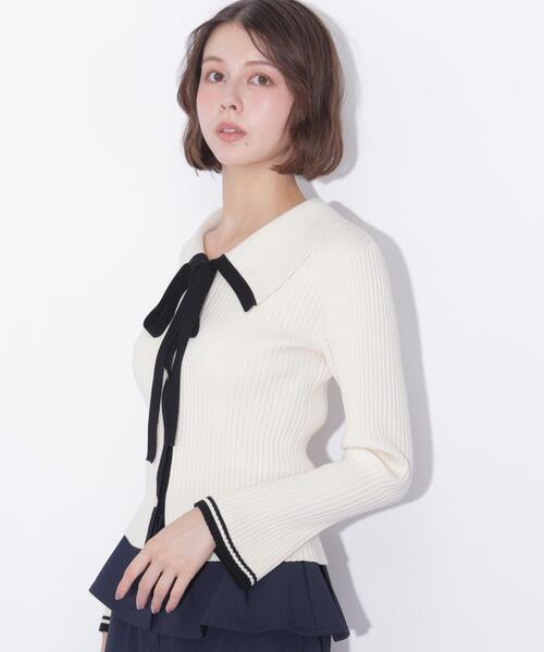 JILL by JILL STUART(ジルバイジルスチュアート)の「配色ボウタイコンパクトニット(ニット/セーター・レディース・ブラック/ホワイト/レッド・FREE)」の13枚目の写真