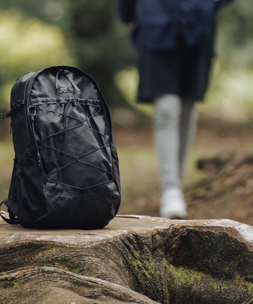 THE BAREFOOT(ベアフット)の「【 CROSTER DRAGON / クロスタードラゴン 】 FR SERIES バックパック 24L CRI(バックパック/リュック・レディース・ブラック/グレー/オリーブドラブ・FREE)」の1枚目の写真