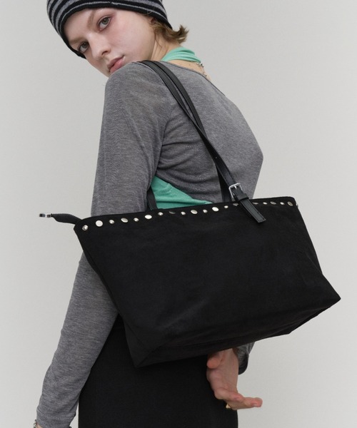 Rohwel(ローウェル)の「Studded Suede Bag / スタッズスエードバッグ(トートバッグ・レディース・ブラック/ブラウン・FREE)」の11枚目の写真