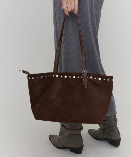 Rohwel(ローウェル)の「Studded Suede Bag / スタッズスエードバッグ(トートバッグ・レディース・ブラック/ブラウン・FREE)」の21枚目の写真