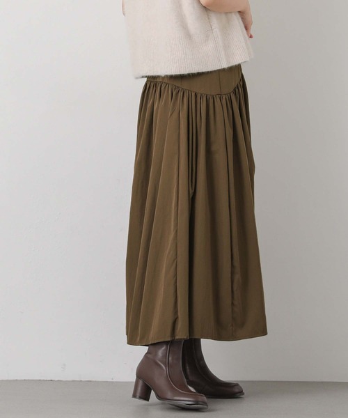 Gready Brilliant(グレディブリリアン)の「変形ダーツギャザー(スカート・レディース・ブラック/モカ・38)」の16枚目の写真