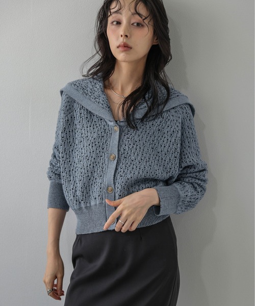 AMELY(エミリー)の「セーラーカラーカーディガン/コンパクト丈/羽織り/抜け感(カーディガン/ボレロ・レディース・グレー/アイボリー/ブラック/ベージュ・フリー)」の3枚目の写真
