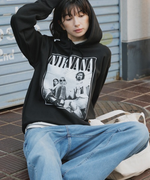 GOOD ROCK SPEED(グッドロックスピード)の「GOOD ROCK SPEED/グッドロックスピード NIRVANA Photo Graphic Hoodie フーディー アメカジ ロック ヴィンテージ ピグメント メンズ レディース 2026秋冬 秋服 冬服(パーカー・メンズ・ブラック・M/L/XL)」の11枚目の写真