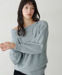 ボタンオフショルニット