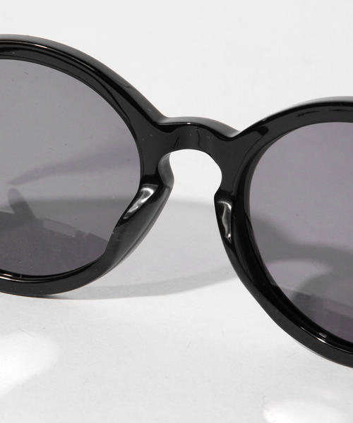 BEAMS(ビームス)の「RAEN / FLOWERS(サングラス・メンズ・ブラック/ブラウン・ONE SIZE)」の7枚目の写真