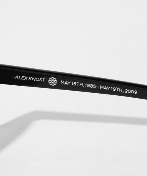 BEAMS(ビームス)の「RAEN / FLOWERS(サングラス・メンズ・ブラック/ブラウン・ONE SIZE)」の9枚目の写真