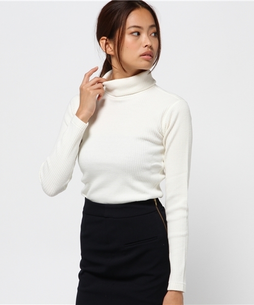 BEN DAVIS MARKET STREET(ベンデイビスマーケットストリート)の「BEN DAVIS MARKET STREET TURTLE NECK -made in japan-(Tシャツ/カットソー・レディース・カーキ/ナチュラル/ネイビー・1/2)」の11枚目の写真
