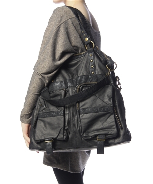 SLY LANG（スライラング）の「ウォッシュ4WAY BAG（ショルダーバッグ・レディース・ブラック/ベージュ・FREE）」の11枚目の写真