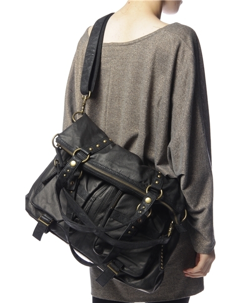 SLY LANG（スライラング）の「ウォッシュ4WAY BAG（ショルダーバッグ・レディース・ブラック/ベージュ・FREE）」の13枚目の写真
