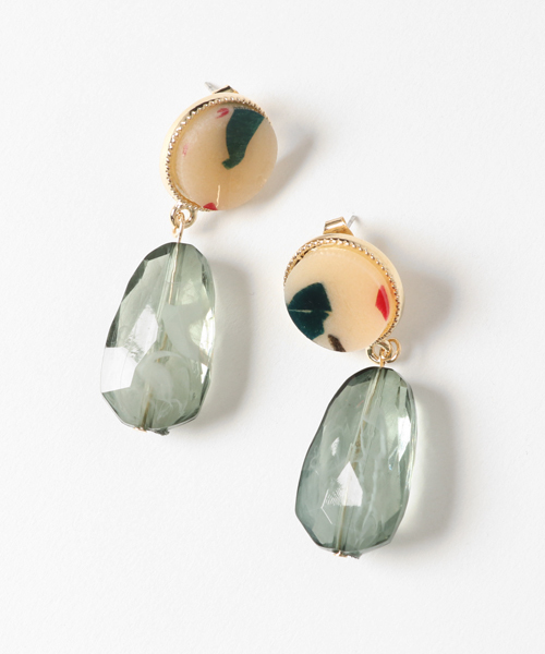 ear PAPILLONNER（イアパピヨネ）の「ニュアンスカラーピアス　【追加生産再荷☆】（ピアス（両耳用）・レディース・グレー/ブラウン/ブルー/ホワイト/レッド・FREE）」の10枚目の写真