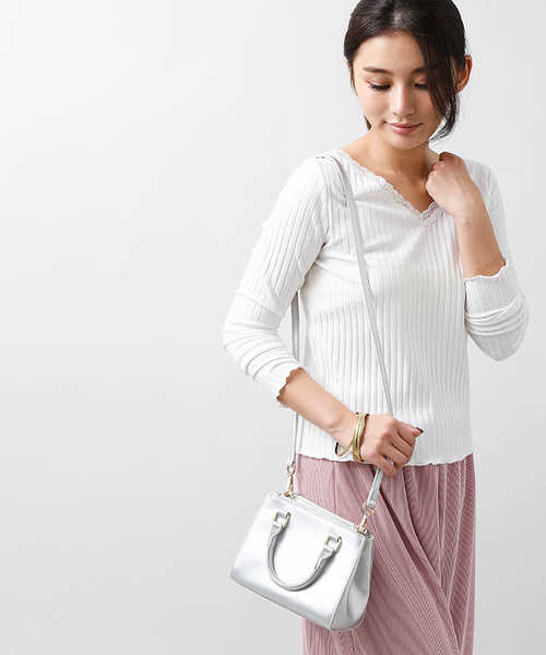 WEGO（ウィゴー）の「WEGO/ミニボストンバッグ（ショルダーバッグ・レディース・シルバー/イエロー/ピンク/レッド・FREE）」の4枚目の写真