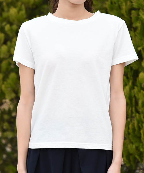 Luz Llena (philter)（ラズレナ　フィルター）の「[スカーフ付き]クルーネック無地Tシャツ（Tシャツ/カットソー・レディース・ホワイト/ブラック・MEDIUM）」の6枚目の写真