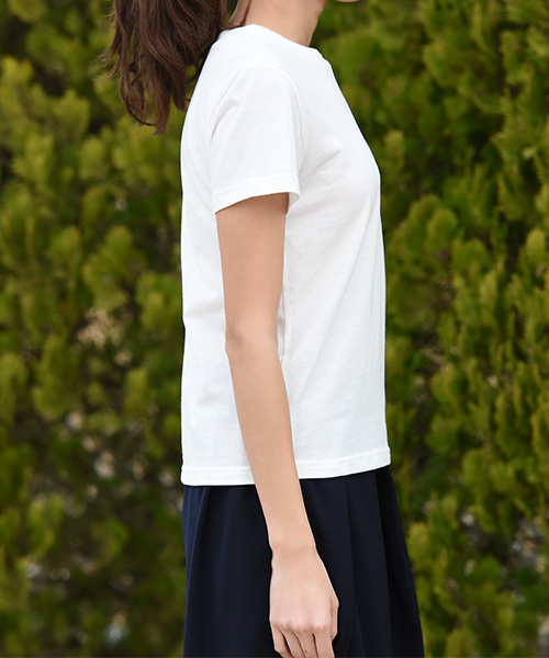 Luz Llena (philter)（ラズレナ　フィルター）の「[スカーフ付き]クルーネック無地Tシャツ（Tシャツ/カットソー・レディース・ホワイト/ブラック・MEDIUM）」の7枚目の写真