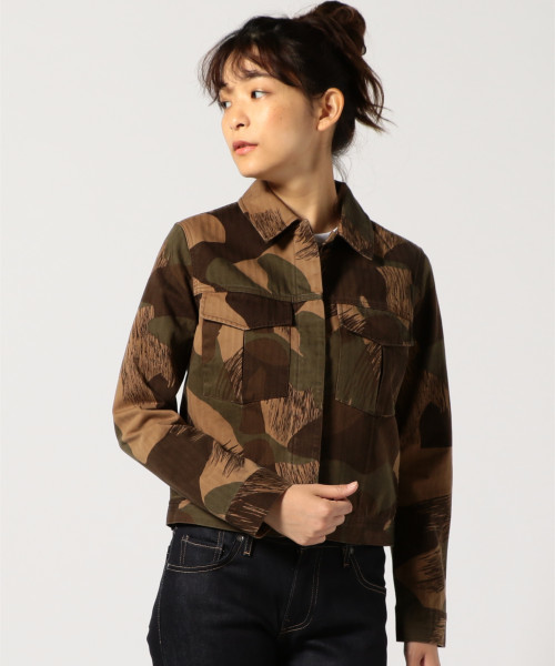 Levi's Made & Crafted（リーバイスメイドアンドクラフテッド）の「LEVI'S(R) MADE&CRAFTED(TM) ショート丈ミリタリージャケット カモフラ CROP MILITARY JACKET（ミリタリージャケット・レディース・グリーン・0/1）」の8枚目の写真