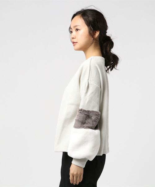 STYLEBLOCK（スタイルブロック）の「サカリバ起毛×フェイクファースリーブプルオーバー（Tシャツ/カットソー・レディース・ブラウン/アイボリー/ネイビー/ブラック・M）」の5枚目の写真