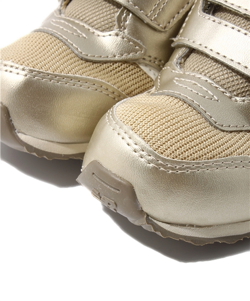 green label relaxing（グリーンレーベルリラクシング）の「［ニューバランス］ FS312/15cm～16.5cm ◆（スニーカー・キッズ・ゴールド/シルバー・15cm/15.5cm/16cm/16.5cm）」の7枚目の写真