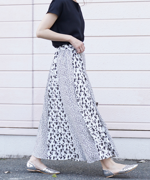 reca（レカ）の「【zozotown限定】花柄パッチワークスカート（スカート