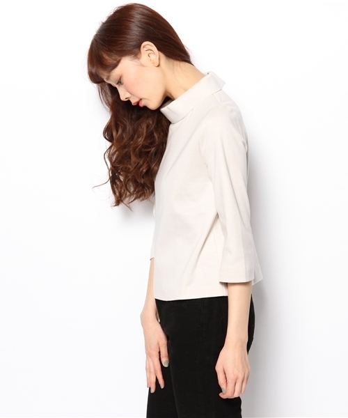 BEAMS LIGHTS Women's(ビームスライツ ウィメンズ)の「ΠBEAMS LIGHTS / ハイネックポンチ プルオーバー(Tシャツ/カットソー・レディース・ベージュ/ネイビー・38/36)」の8枚目の写真