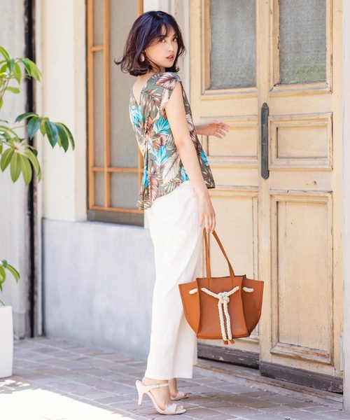 KOBE LETTUCE（コウベレタス）の「ポーチ付きロープベルトトートバッグ（ハンドバッグ・レディース・ブラック/グレー/ブルー/ブラウン系その他・FREE）」の16枚目の写真