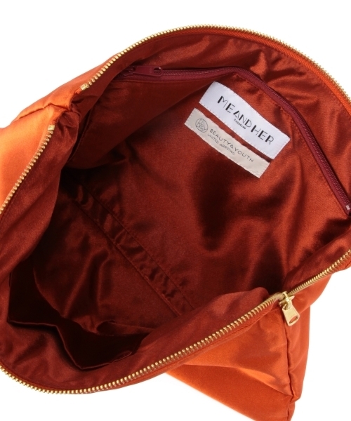 BEAUTY&YOUTH UNITED ARROWS（ビューティーアンドユースユナイテッドアローズ）の「BYMC ME AND HER アニマルクラッチ ◆（クラッチバッグ・レディース・オレンジ系その他/ネイビー/オリーブ・フリー）」の4枚目の写真