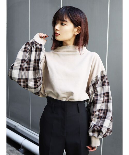 EMODA(エモダ)の「タックバルキースリーブトップ(Tシャツ/カットソー・レディース・その他/その他1・FREE)」の3枚目の写真