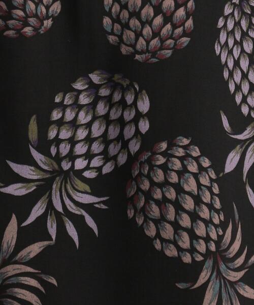 BEAUTY&YOUTH UNITED ARROWS（ビューティーアンドユースユナイテッドアローズ）の「BY ダーク パイナップル リラックスレギュラー シャツ（シャツ/ブラウス・メンズ・ダークグリーン/ブラック・MEDIUM/LARGE/SMALL/X-LARGE）」の3枚目の写真