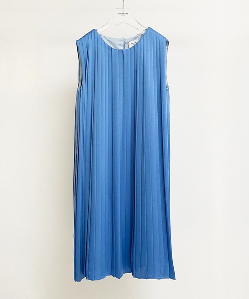ARCH & LINE(アーチアンドライン)の「ノースリーブ プリーツドレス SLEEVELESS PLEATS DRESS(ドレス・キッズ・ライトグレー/ピンク/ブルー/ネイビー・2/1)」の3枚目の写真