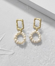 パールデザインピアス