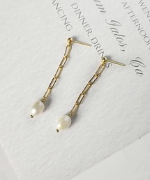 パールデザインピアス