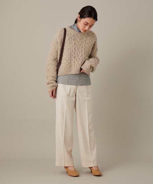 ADAM ET ROPE'（アダムエロペ）の「エコアルパカクロップドプルオーバー（ニット/セーター・レディース・ブラック/ベージュ・FREE）」の14枚目の写真