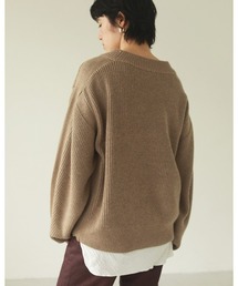 TODAYFUL（トゥデイフル）の「ラインオーバーニット（ニット