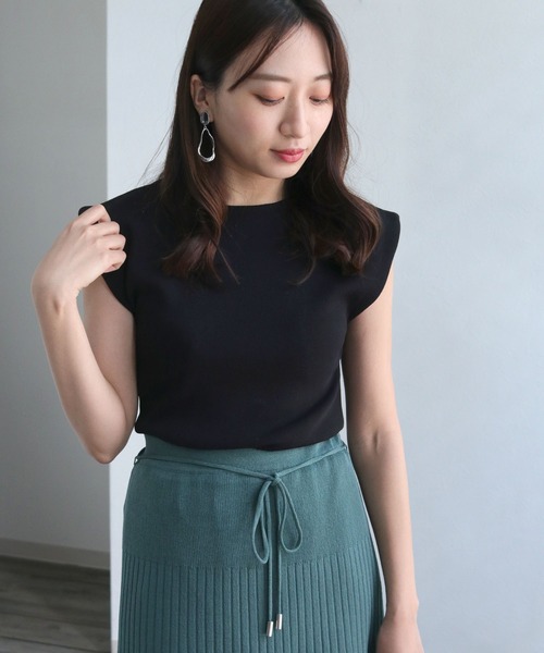 cheriella(シェリエラ)の「【cheriella】フレンチスリーブウエストリブダンボールニット(ニット/セーター・レディース・ホワイト/ブラック/ネイビー/カーキ/ピンク/イエロー/ラベンダー・M)」の16枚目の写真